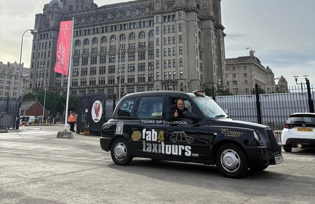 Excursión semiprivada en tierra de los Beatles en Liverpool en taxi - Foto 1