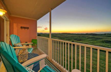 Oceanfront Condo w/ Private Balcony Pool + Tennis Bubbly Blew by Avantstay - Foto 2