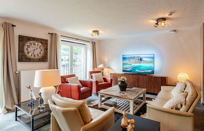 Villa Steps From Castle - Photo 10