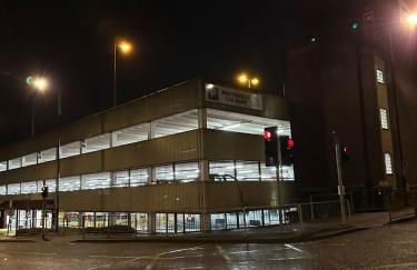 Super-King Bed Studio Apartment in Central Northampton - Photo 29