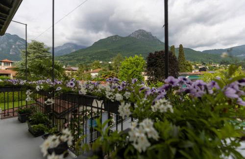 Maji Como Lake - Lake Como Historic Villa Apartments with Pool & Parking, 100m from Ferry & train - Foto 55