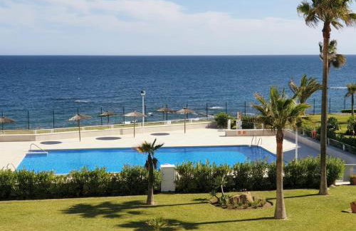 Casitamar frontline beach house rental Casares Costa near Estepona - Photo 13