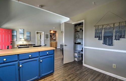 Steps to Sunset Beach Canal-Front Home with Dock! - Foto 24