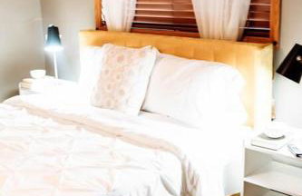 Spacious Five-Bedroom Bliss - Foto 25