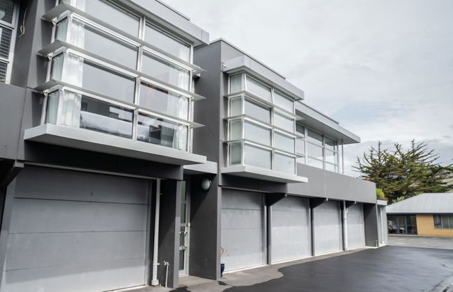 The Hutch - Top Spot - Photo 22