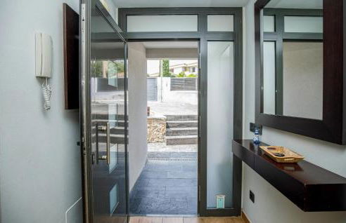 Pet Friendly Home In Santa Susanna - Foto 26