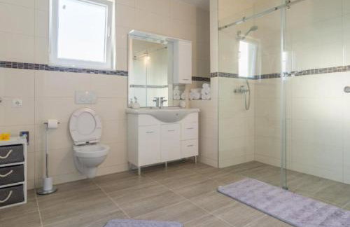 Holiday House BALEN with Swimming Pool - Foto 82