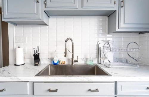 The B&W Haven 5BR Home with yard theater - Foto 42