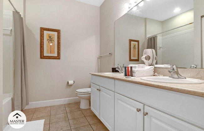 3 Bedrooms S / Lucaya Village Townhouse by RedAwning - Foto 45