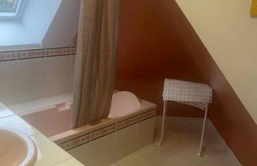 Maison spacieuse avec piscine - Foto 8