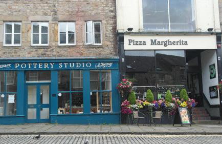 Newly Renovated 3 Bedroom House, 6 beds with 2 showers, near University Town Centre - Foto 46