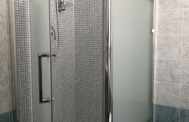 Venice Mestre Tourist Accommodation, Quiet Room With Wifi and Free Parking - Foto 7