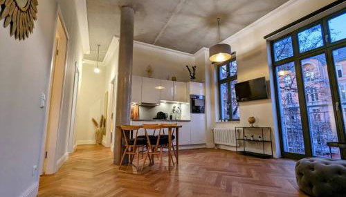 Modern building with vertical garden & 2 bedrooms - Foto 2