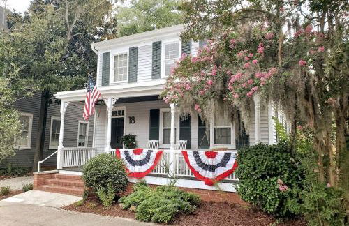 1860 House In the Heart of Downtown - Foto 1