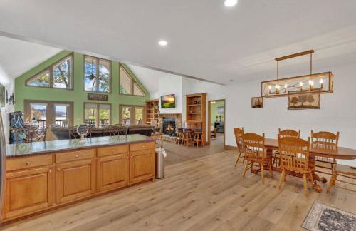 Whiskey Cove Lakefront 2 Fireplaces 2 FirePits - Foto 29