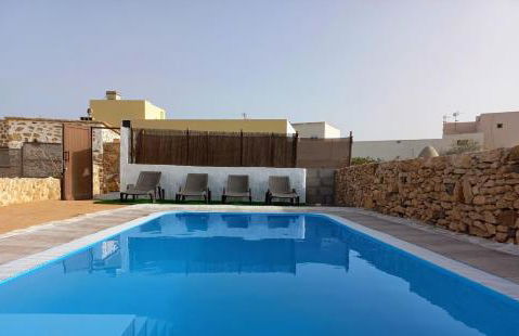 Encantadora casita con molino y piscina - Foto 21