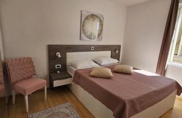 Sunny Lena Premium Family Apartment with Garden, Close to Beach & Pool - Foto 13