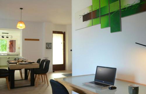 Modern Gîte In The Heart Of Château De Champagnat - Foto 2