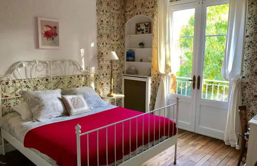 Loire Valley Medieval Getaway - Photo 20