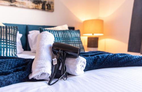 Victoria Apartments Stylish 3BR in Hartlepool - Photo 35