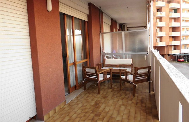 Lovely Flat With Sunny Terrace - Photo 5