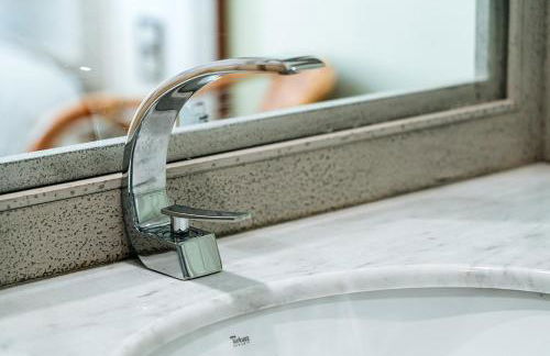 Mes à Moi in Pezenas - Appartements de charme - Baignoire Balnéo - Foto 26