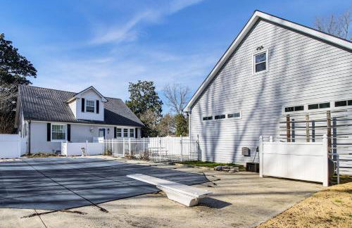 Pool, Patio and Putting Green Manchester Getaway - Foto 25