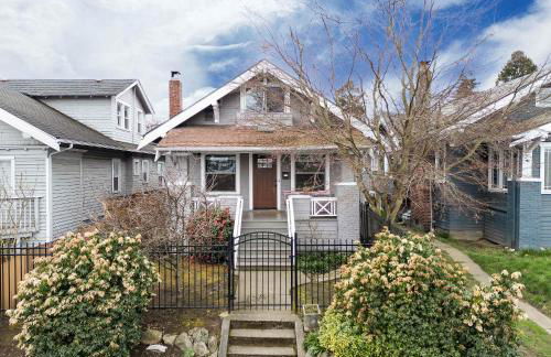 Pet Friendly 1BR Basement w Gym Near UW &Hospital - Photo 18