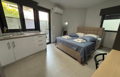 FEELS LIKE HOME - Photo 7