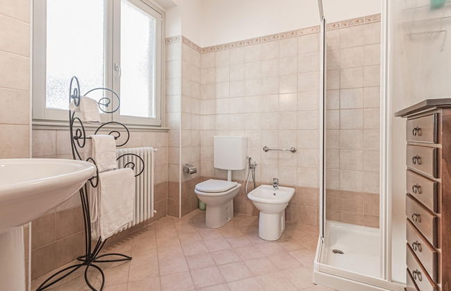 Sunny Varenna Apartment - Foto 20