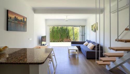 HOUSE IN PRIVATE URBANIZATION - Photo 2