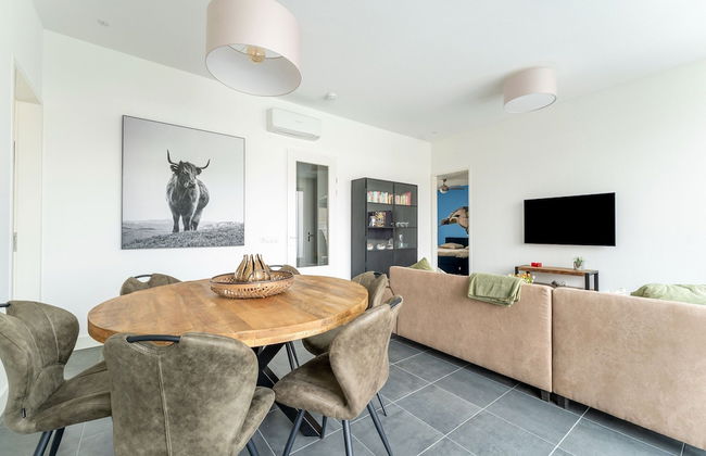 Villa in Zeewolde With Terrace - Photo 25