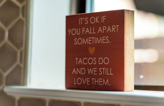 Walk to Restaurants & Entertainment on East Side - Foto 29