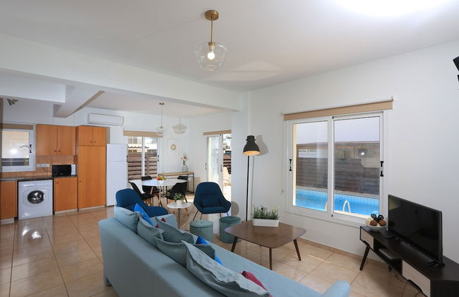 SeaBreeze Villas with Private Pool - Foto 1