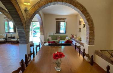 Podere I Sorbi, Spacious Tuscan Villa in Lajatico, Near Pisa & Volterra - Foto 27