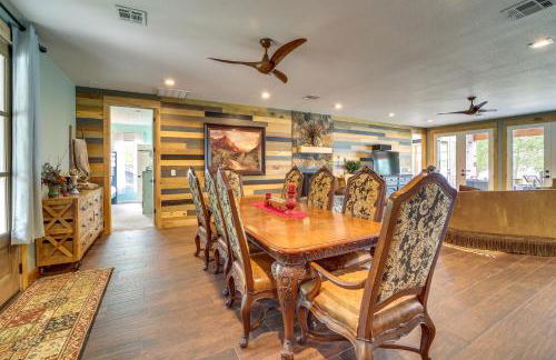 Lakefront Afton Home with Hot Tub and Game Room! - Foto 8