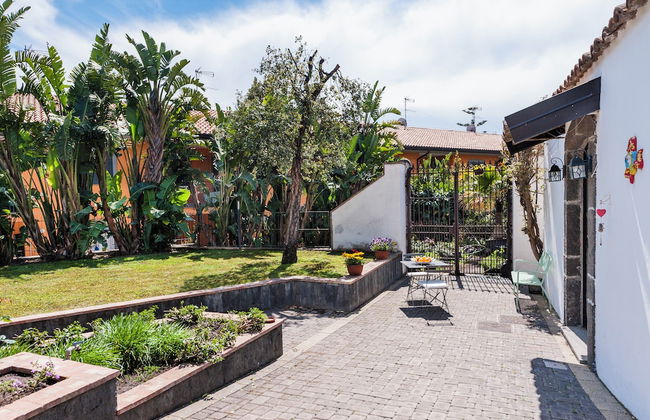 City Cottage with Garden & Pool - Foto 16