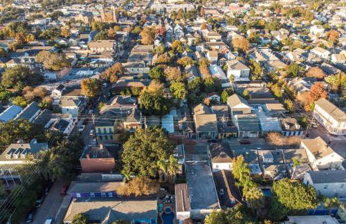 Best Location! 4 BR! Next to French QT by YouRent - Foto 79