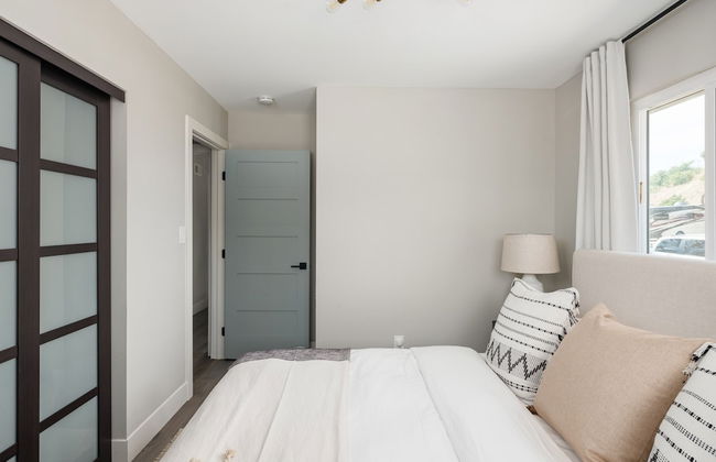 Peaceful 4br With Fire Pit and Huge Yard - Foto 28