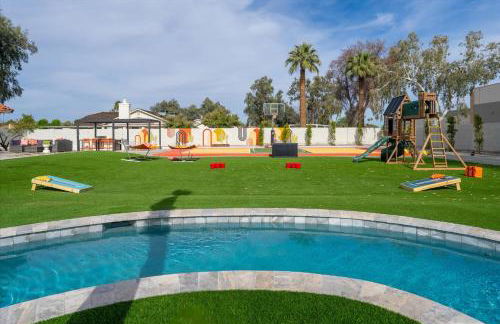 Lazy River Luxe 6 BR Sleeps 16 Pickleball Hot Tub - Foto 72