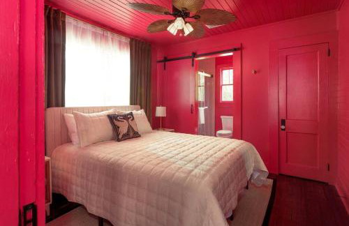 The Swan - Vibrant East Hill Getaway - Foto 4