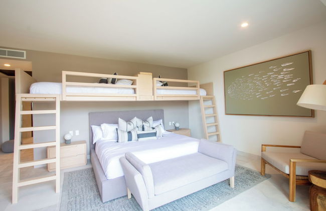 El Encanto exclusive condo private pool - Photo 5