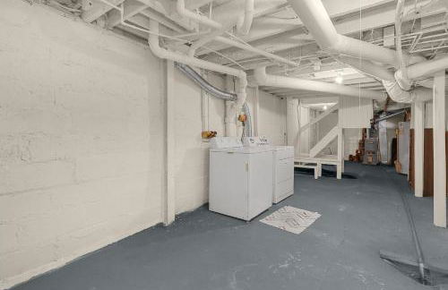 Chic 2BR near DT, 8 min walk to Park&Conservatory - Foto 28