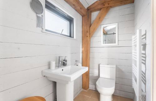 Carpenters Cabin Idyllic cabin in the countryside near Lostwithiel - Photo 12