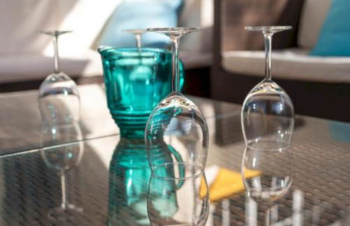 Villa with Free Heated Pool - Pass the Keys - Photo 16