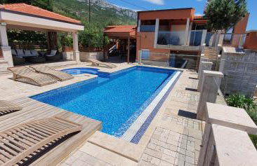 Villa LKL, heated private pool, secluded and with a great view - Photo 7