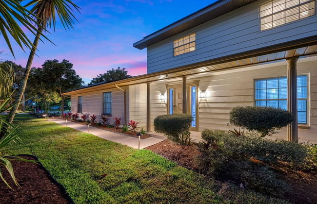 Luxe Largo Retreat: Pool, Games, Basketball & More - Foto 78