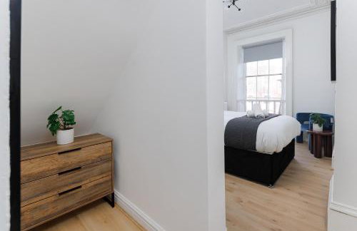 Flatzy - City Centre Mansion 2, Sleeps 22, 4 Baths - Foto 67