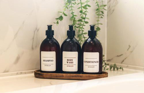 Spacious Stylish Home with FREE Parking 10 Mins to Manchester Centre & AO Arena Ideal for Groups & Long Stays - Foto 32