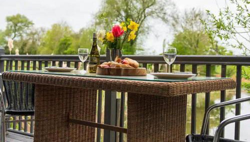 Lily pad Lodge - Photo 5